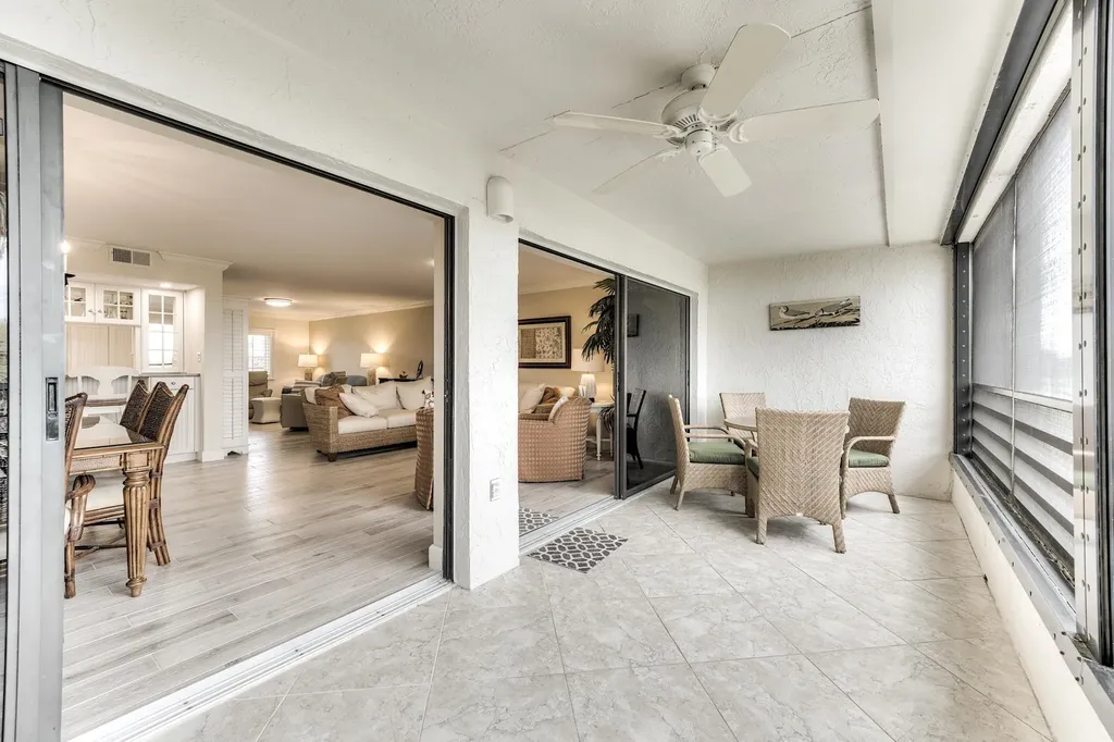 1605 Middle Gulf Drive Sanibel FL 33957