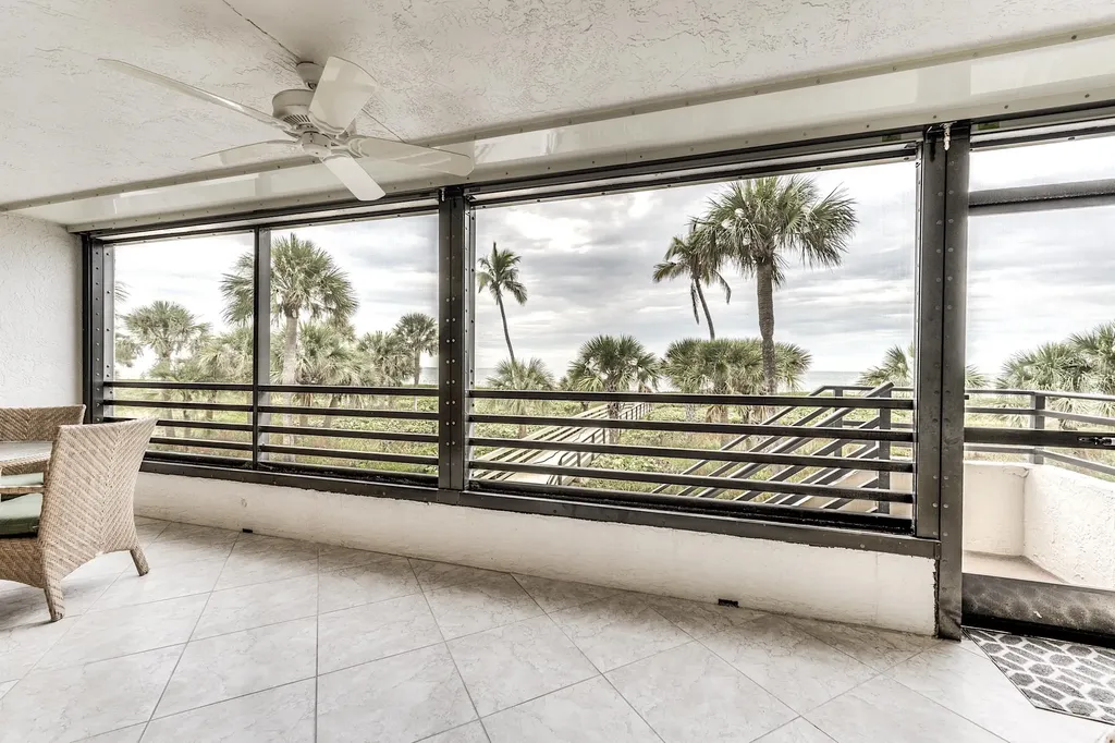 1605 Middle Gulf Drive Sanibel FL 33957