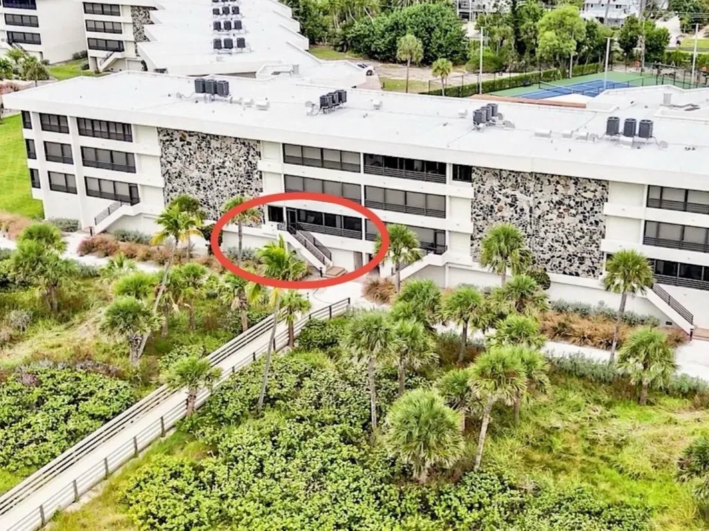 1605 Middle Gulf Drive Sanibel FL 33957
