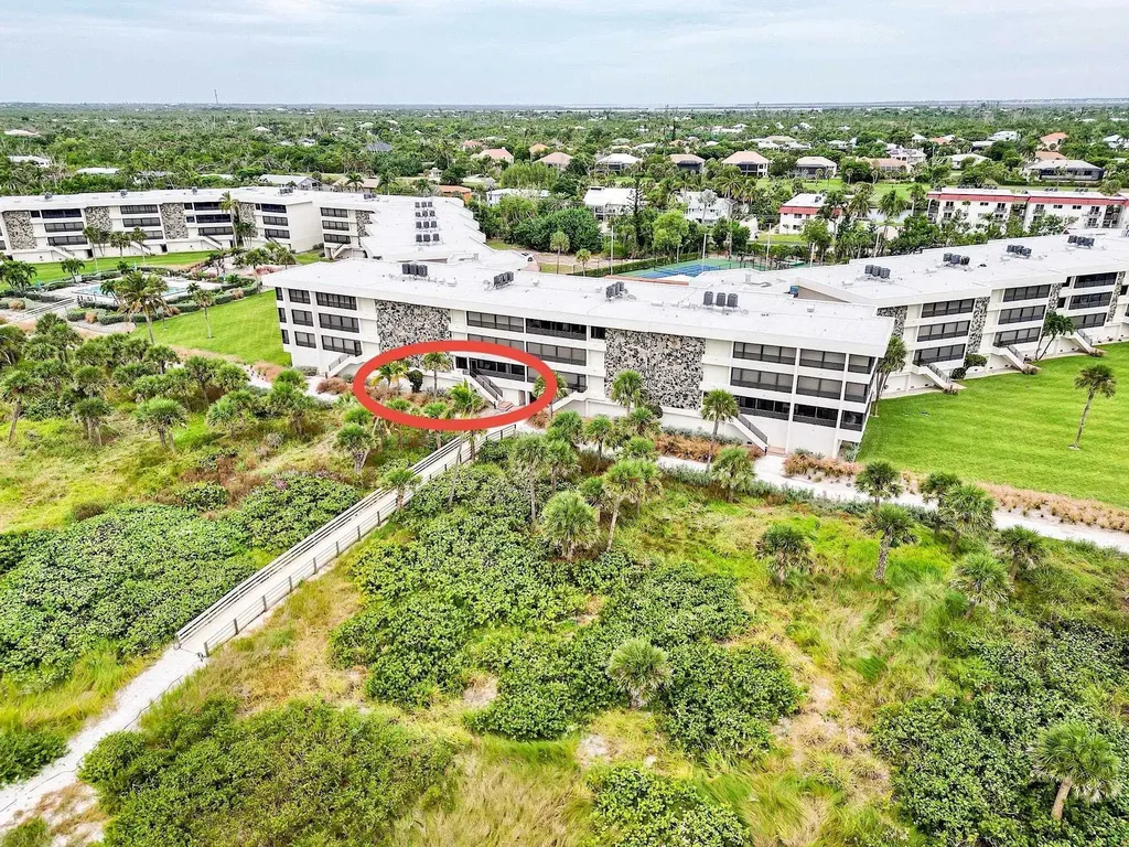 1605 Middle Gulf Drive Sanibel FL 33957