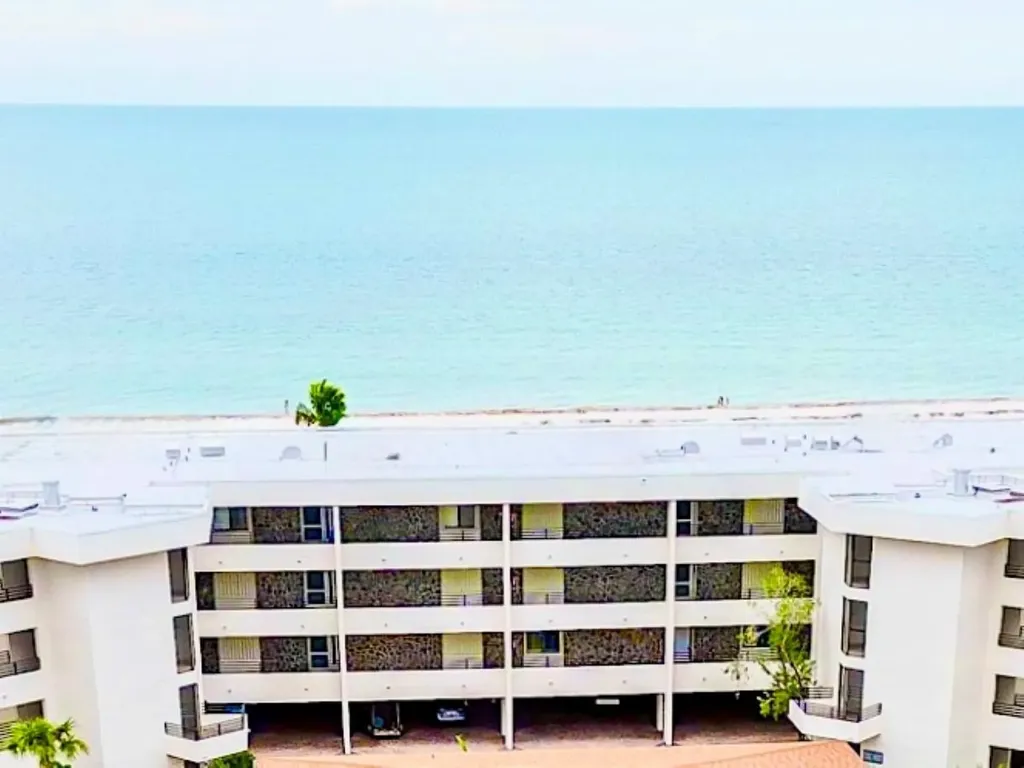 1605 Middle Gulf Drive Sanibel FL 33957