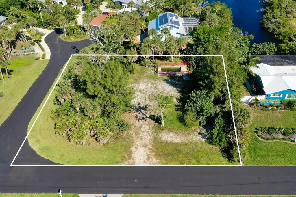 1653 Bunting Lane Sanibel FL 33957