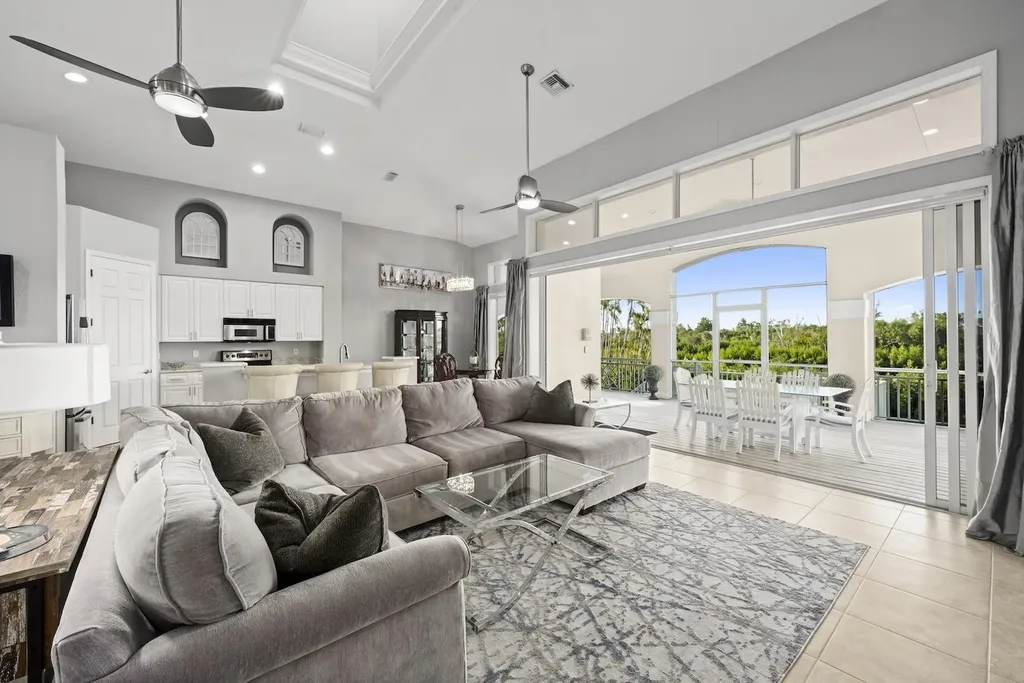 824 Birdie View Point Sanibel FL 33957