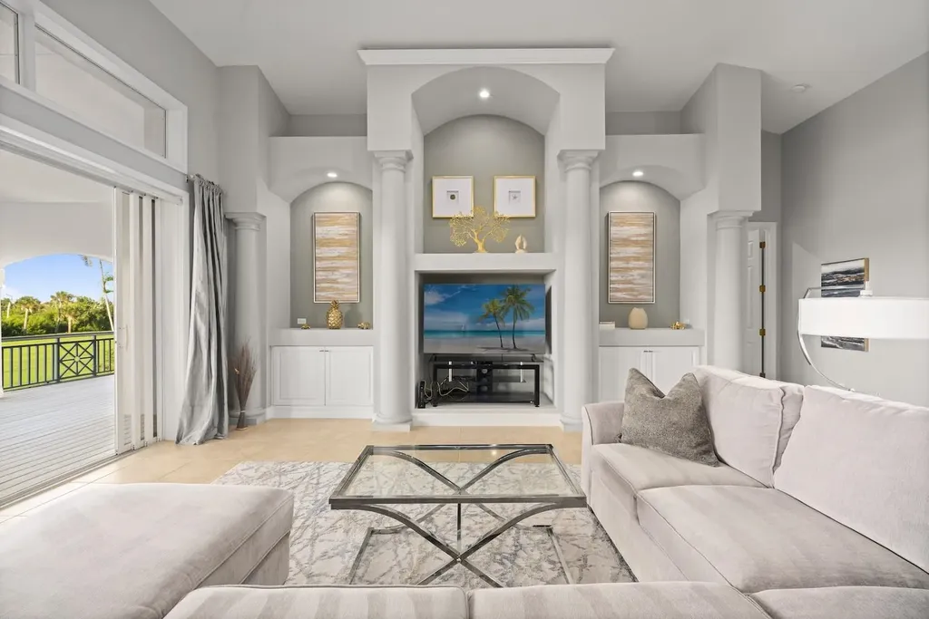 824 Birdie View Point Sanibel FL 33957