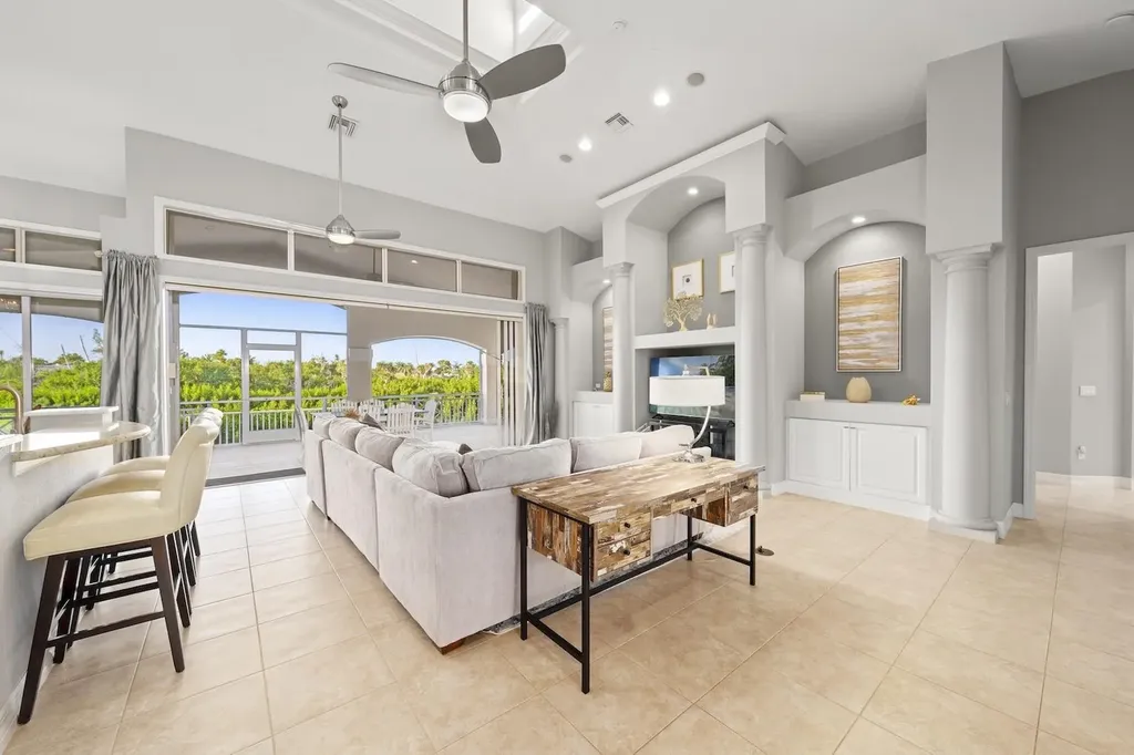 824 Birdie View Point Sanibel FL 33957