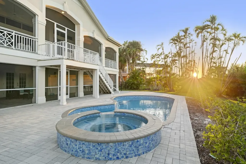 824 Birdie View Point Sanibel FL 33957