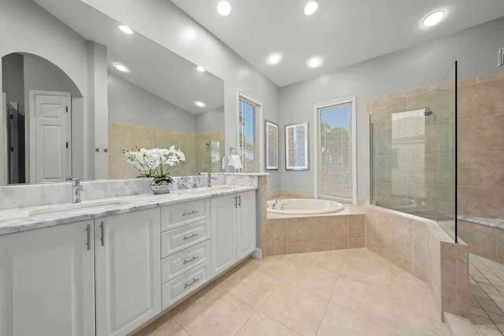 824 Birdie View Point Sanibel FL 33957