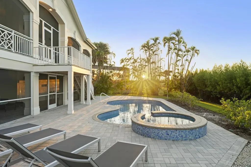 824 Birdie View Point Sanibel FL 33957