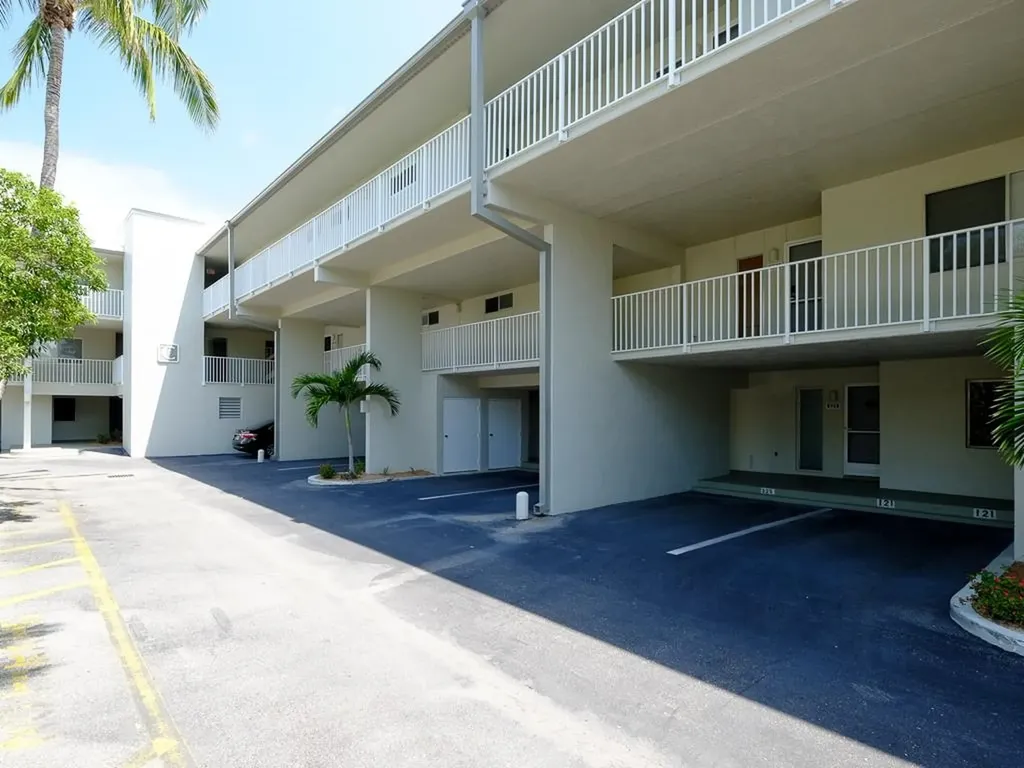 200 Periwinkle Way Sanibel FL 33957