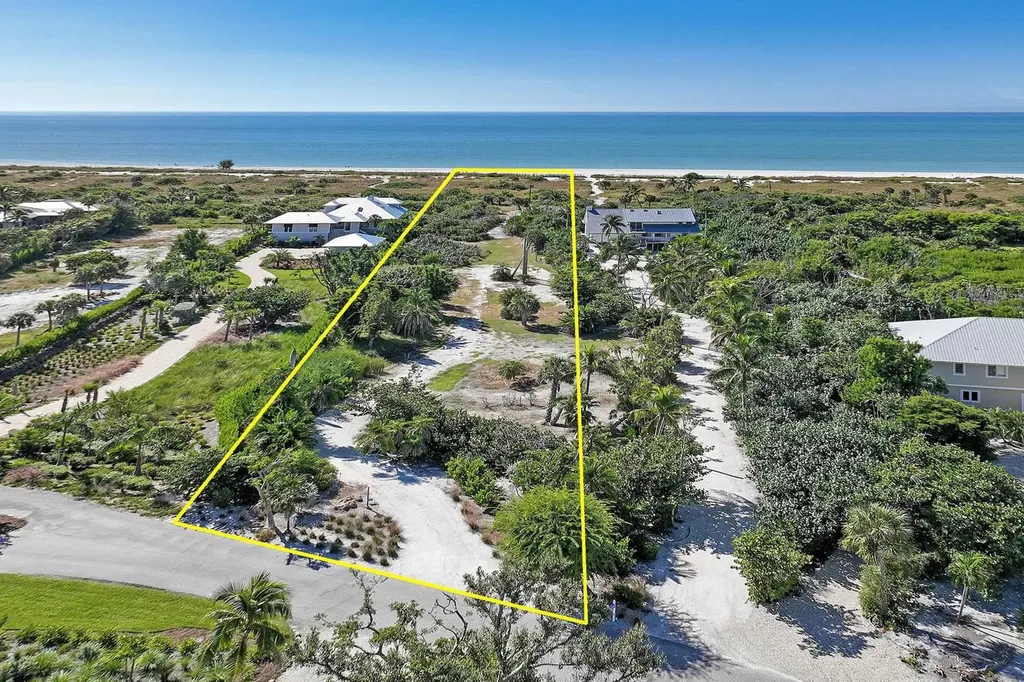 5085 Joewood Drive Sanibel FL 33957
