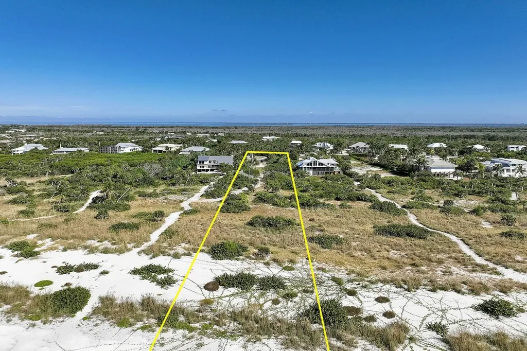 5085 Joewood Drive Sanibel FL 33957