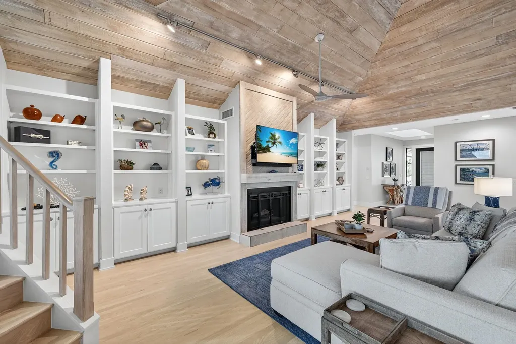 5079 Joewood Drive Sanibel FL 33957