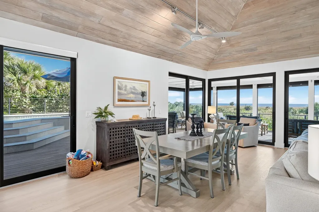 5079 Joewood Drive Sanibel FL 33957