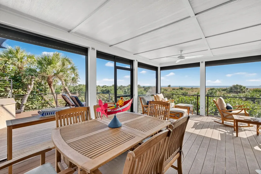 5079 Joewood Drive Sanibel FL 33957