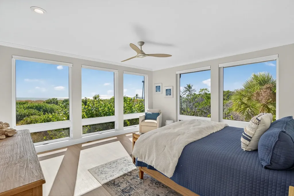 5079 Joewood Drive Sanibel FL 33957