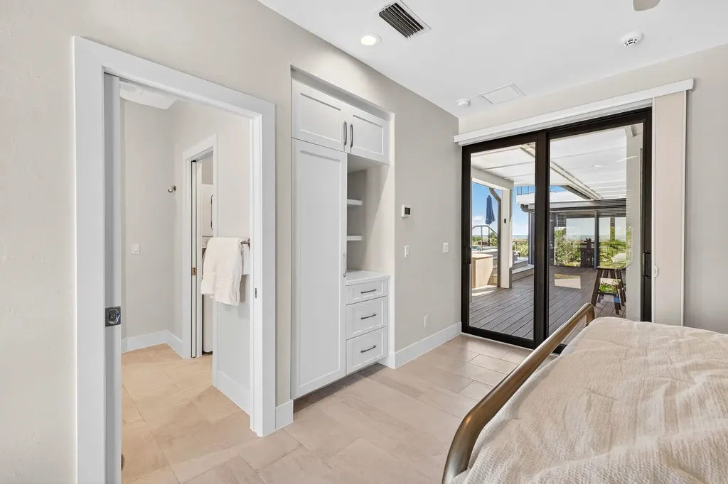 5079 Joewood Drive Sanibel FL 33957