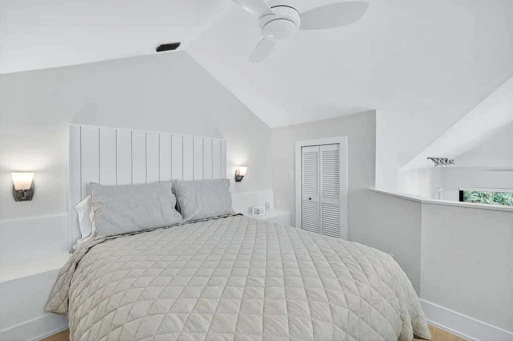 5079 Joewood Drive Sanibel FL 33957