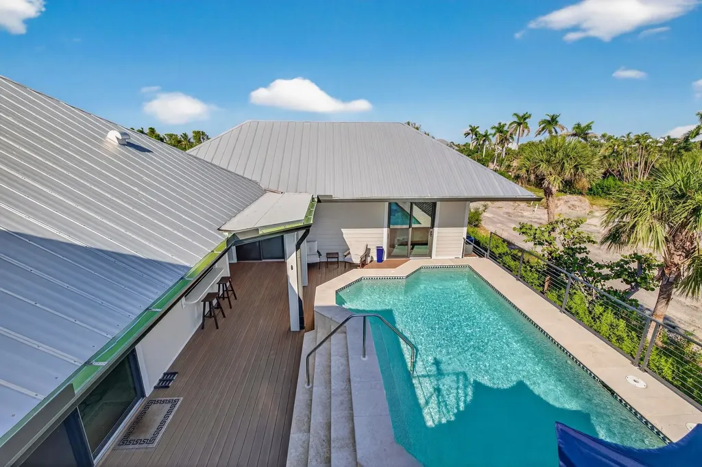 5079 Joewood Drive Sanibel FL 33957