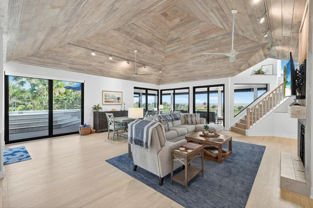 5079 Joewood Drive Sanibel FL 33957