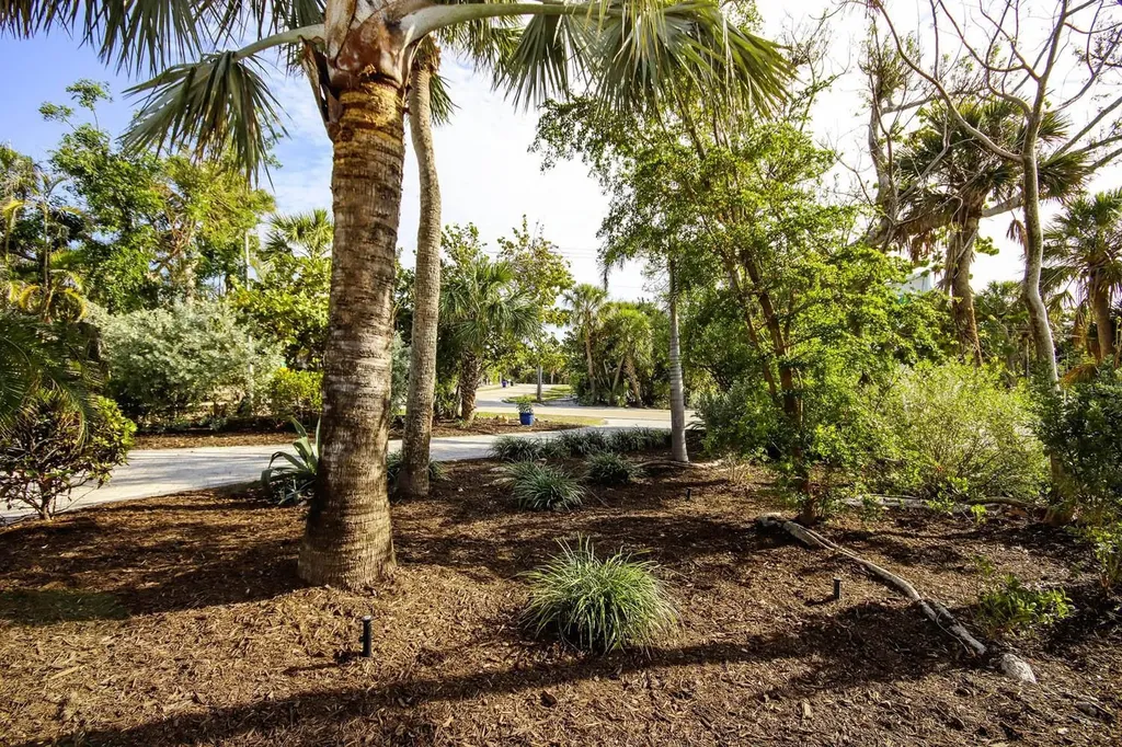 731 Nerita Street Sanibel FL 33957