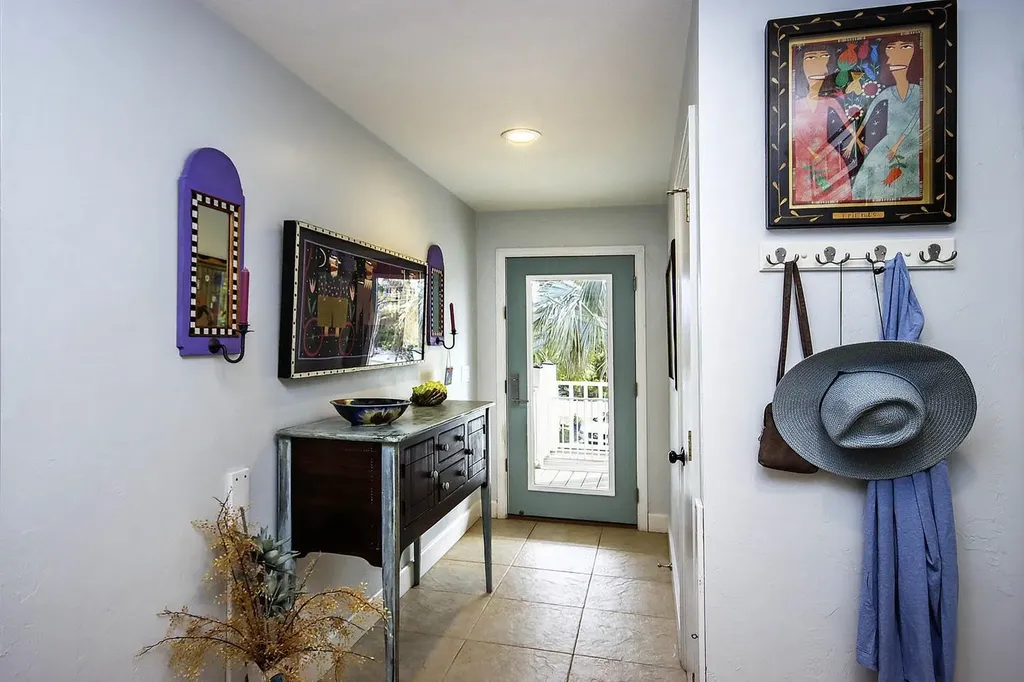 731 Nerita Street Sanibel FL 33957