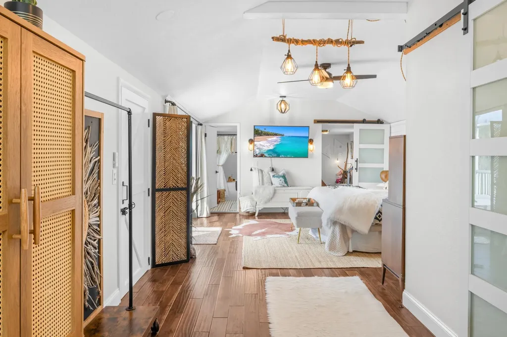 9247 Dimmick Drive Sanibel FL 33957