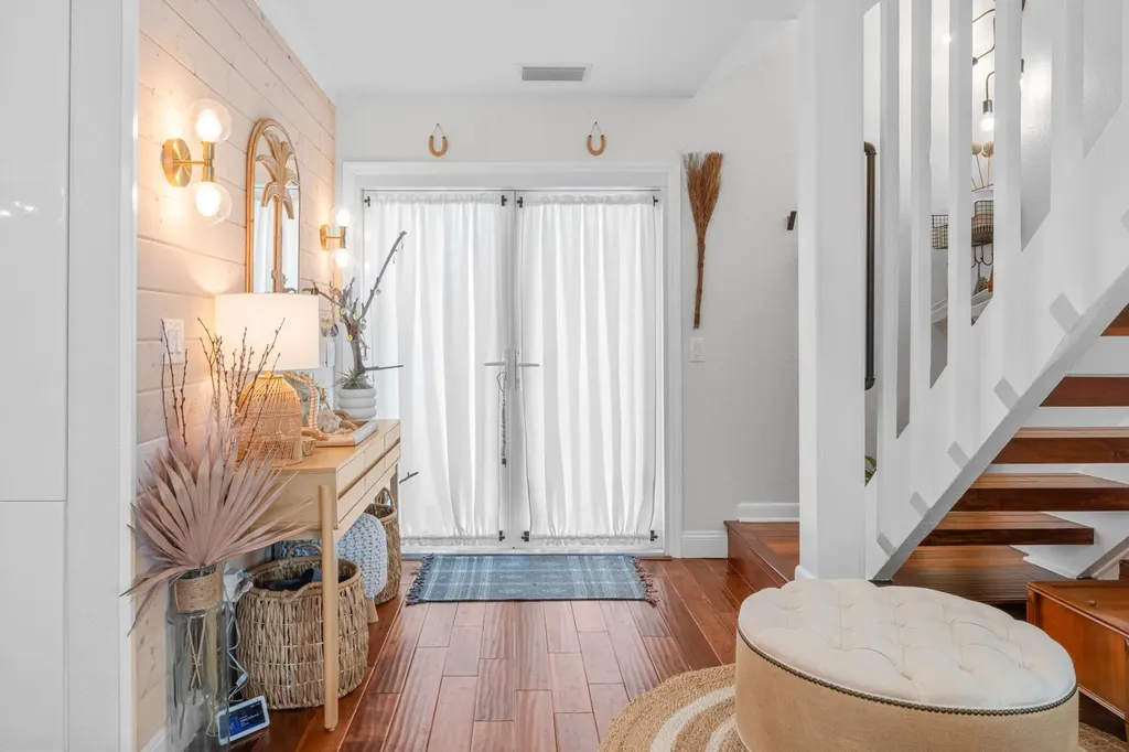 9247 Dimmick Drive Sanibel FL 33957