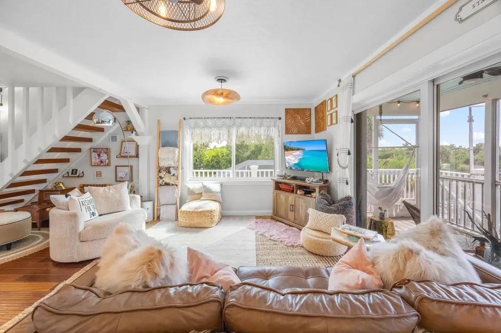 9247 Dimmick Drive Sanibel FL 33957