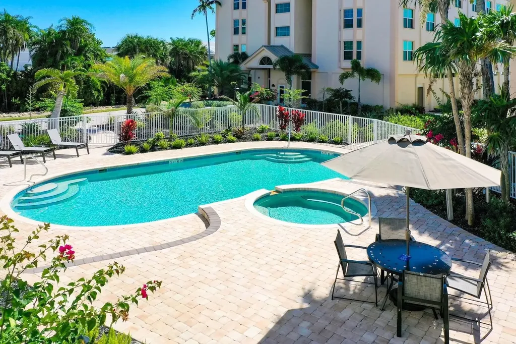 3127 West Gulf Drive Sanibel FL 33957