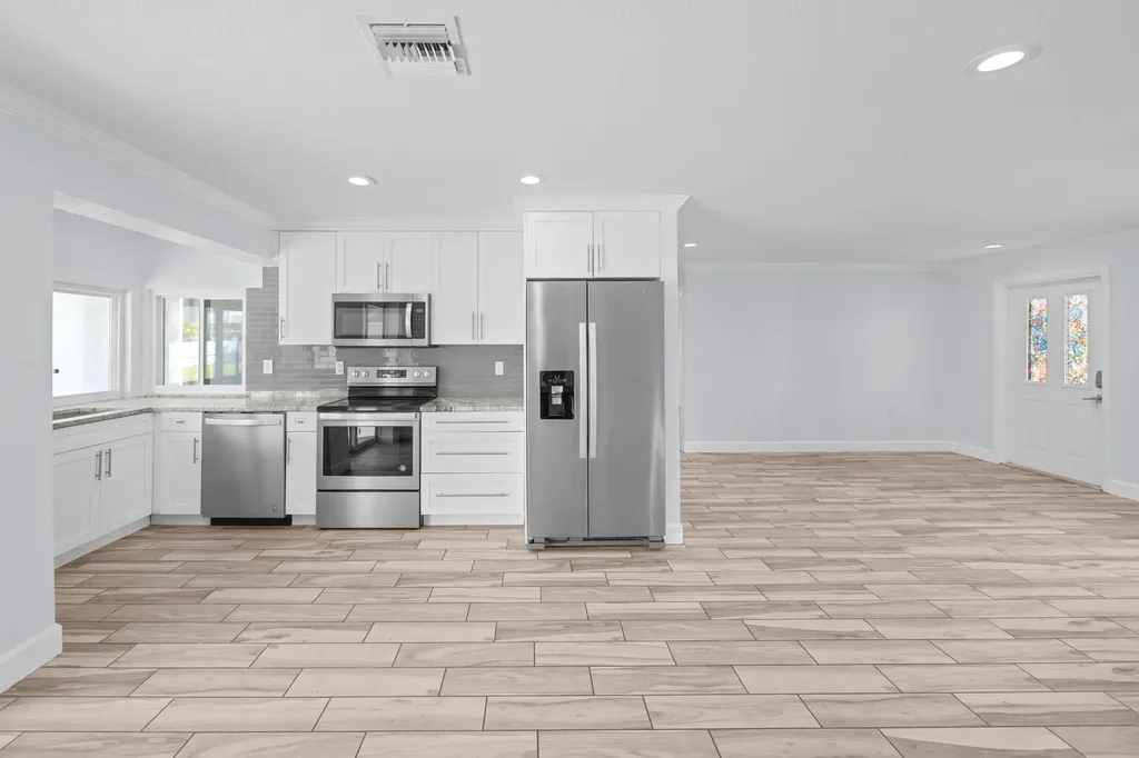 2514 SE 26th Avenue Cape Coral FL 33904