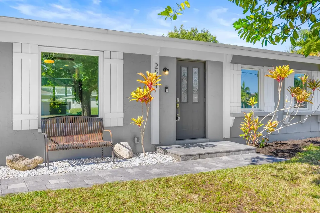 2514 SE 26th Avenue Cape Coral FL 33904