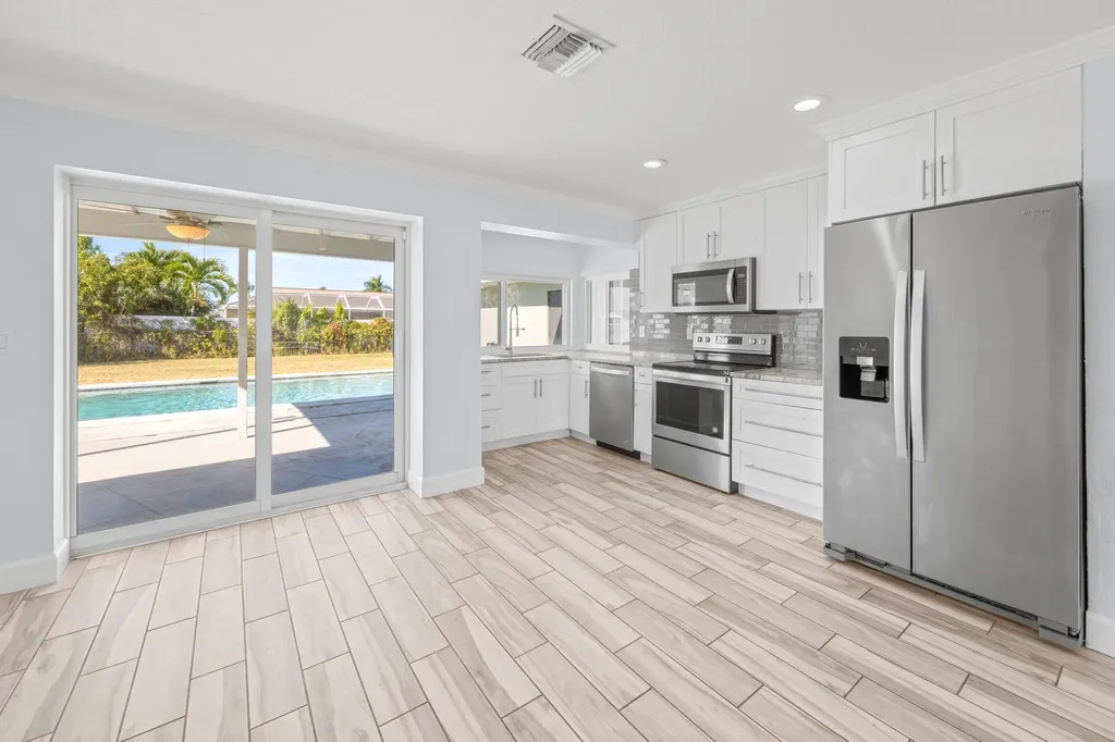 2514 SE 26th Avenue Cape Coral FL 33904