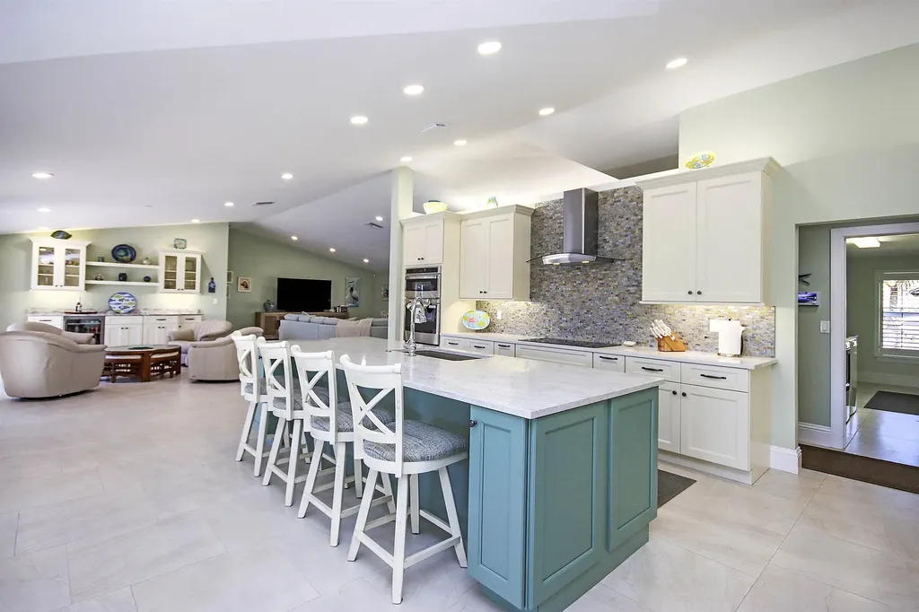 812 Angel Wing Drive Sanibel FL 33957