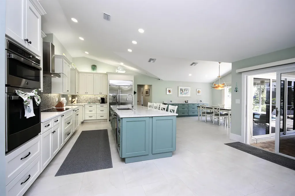 812 Angel Wing Drive Sanibel FL 33957