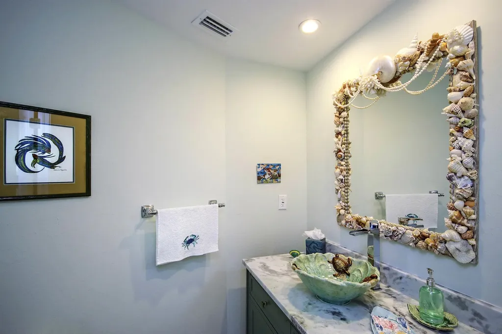 812 Angel Wing Drive Sanibel FL 33957