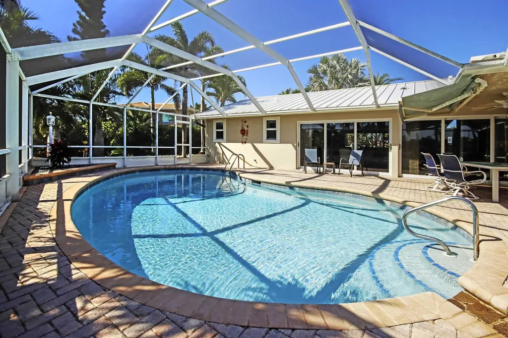 812 Angel Wing Drive Sanibel FL 33957
