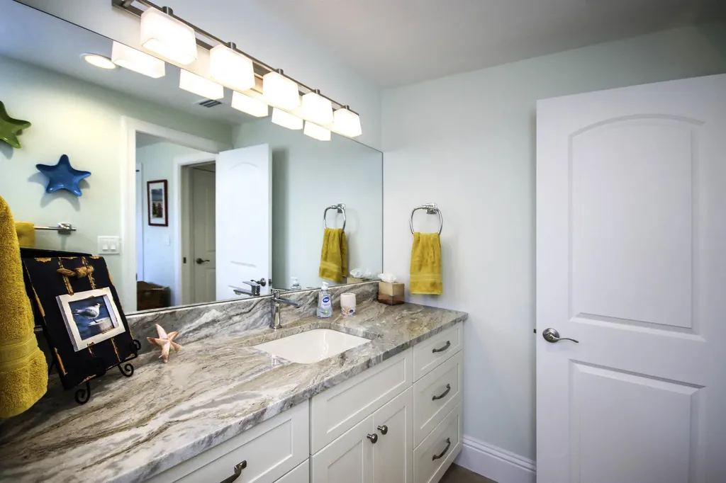 812 Angel Wing Drive Sanibel FL 33957