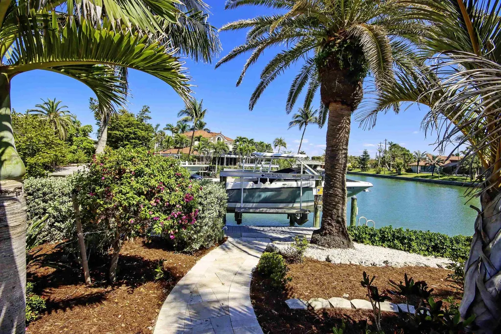 812 Angel Wing Drive Sanibel FL 33957