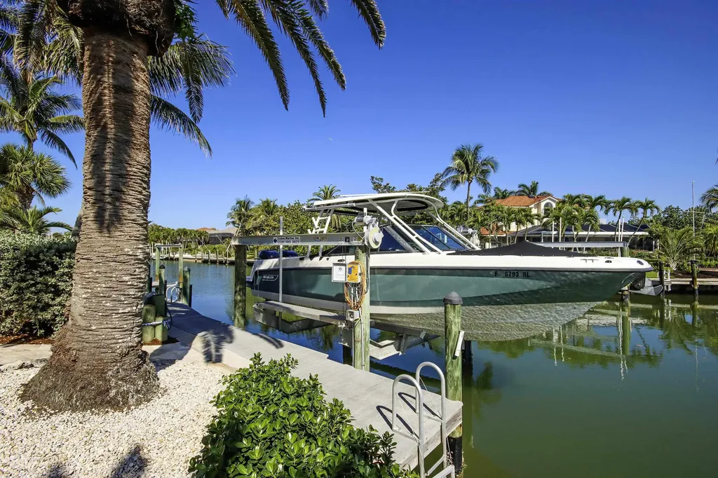 812 Angel Wing Drive Sanibel FL 33957