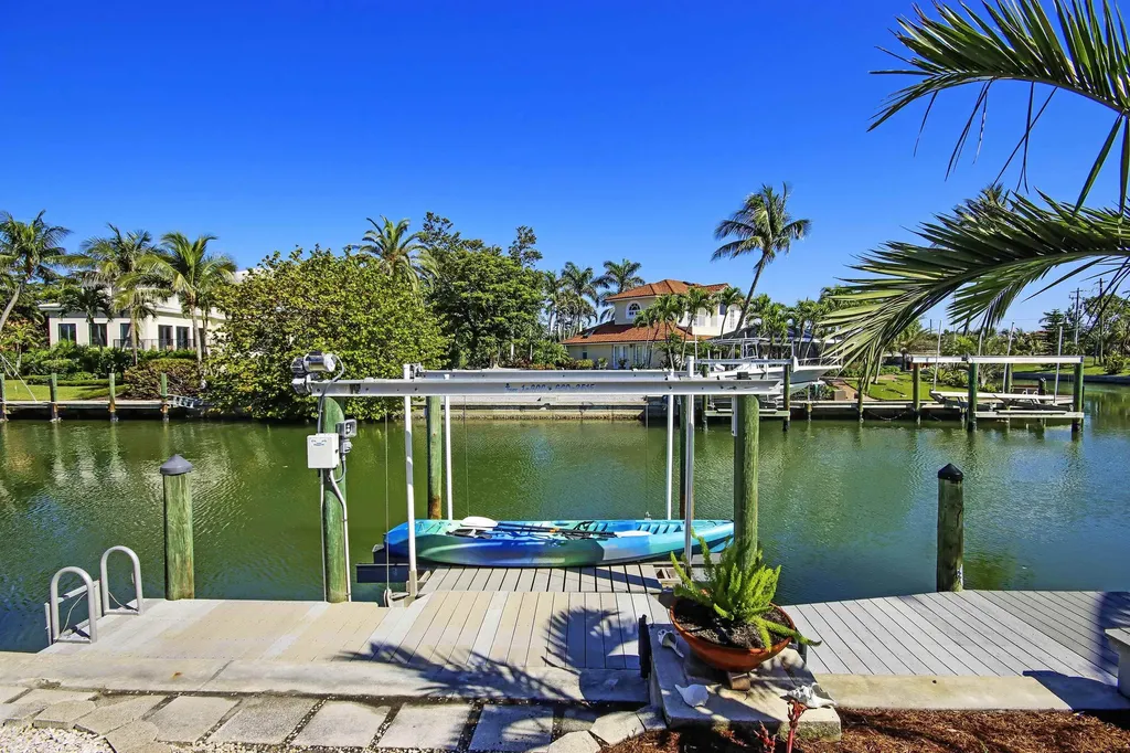 812 Angel Wing Drive Sanibel FL 33957