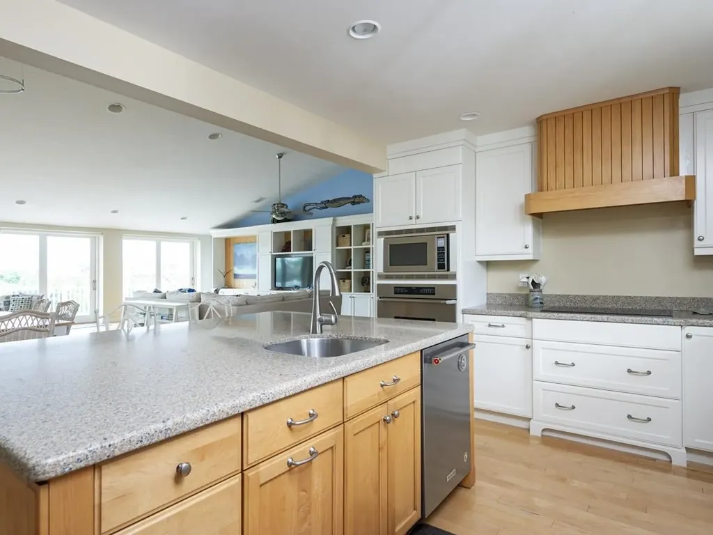 5095 Joewood Drive Sanibel FL 33957