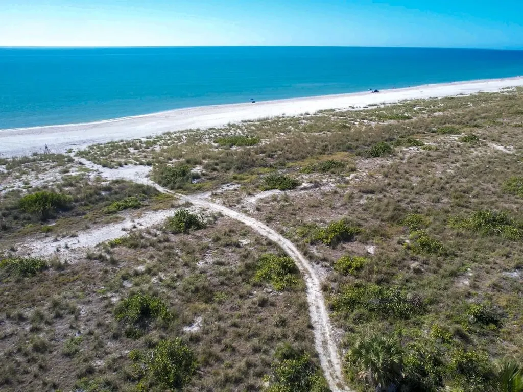 5095 Joewood Drive Sanibel FL 33957