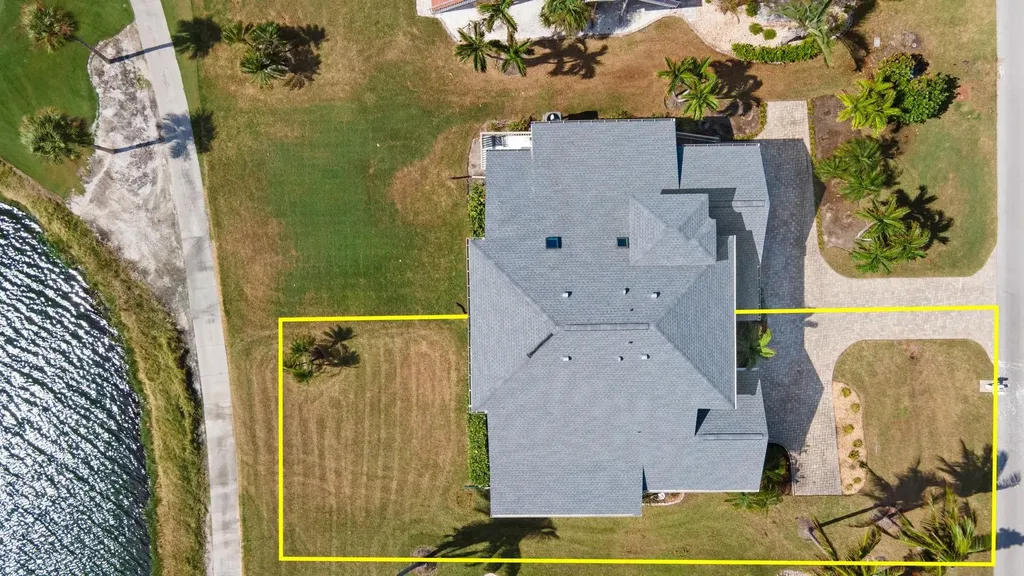 1607 Sand Castle Road Sanibel FL 33957