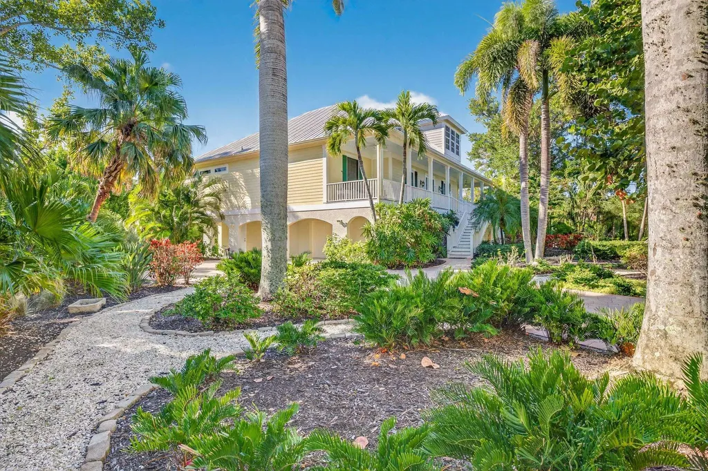 1159 Junonia Street Sanibel FL 33957
