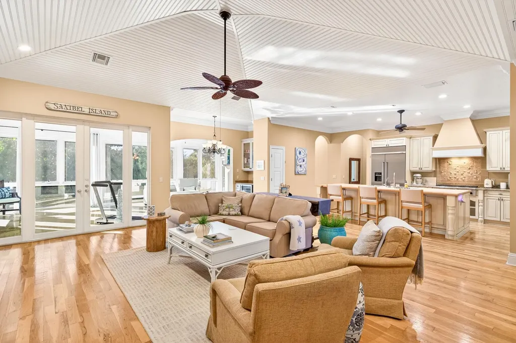 1159 Junonia Street Sanibel FL 33957