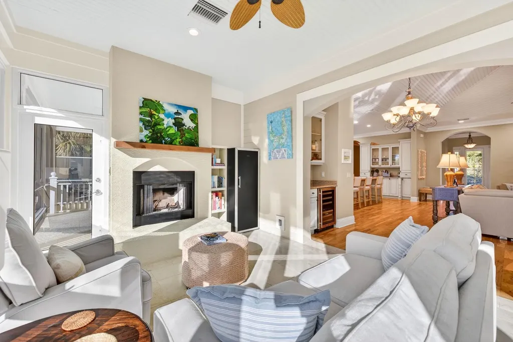 1159 Junonia Street Sanibel FL 33957