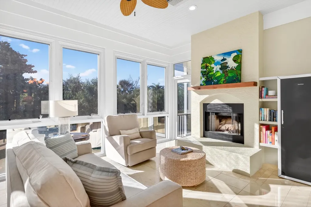 1159 Junonia Street Sanibel FL 33957