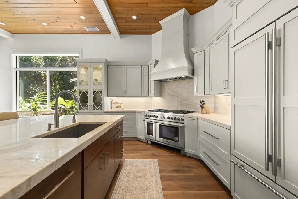 5751 Baltusrol Court Sanibel FL 33957