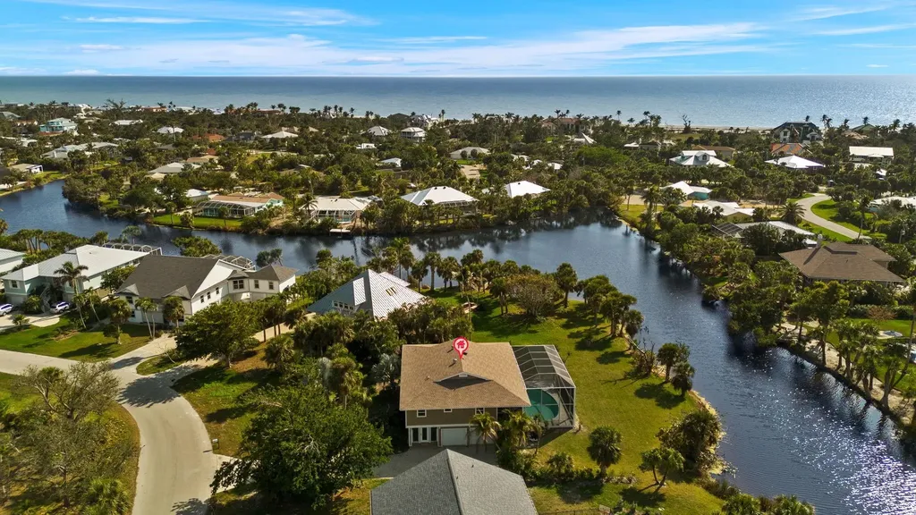 673 E Rocks Drive Sanibel FL 33957