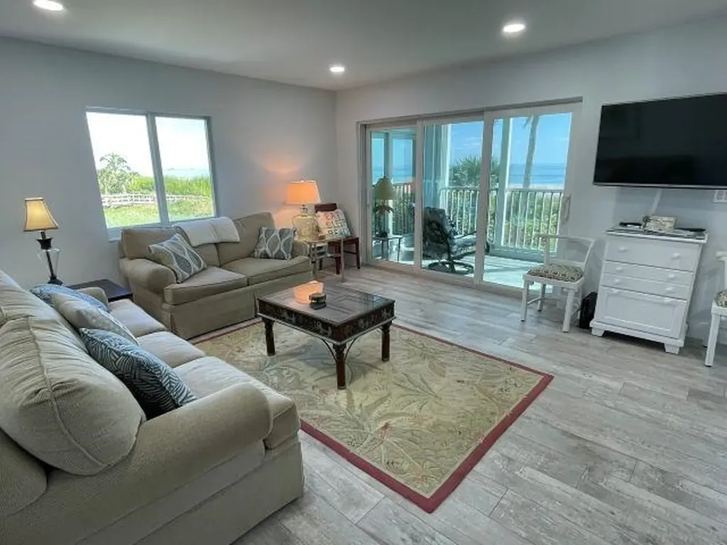 610 Donax Street Sanibel FL 33957